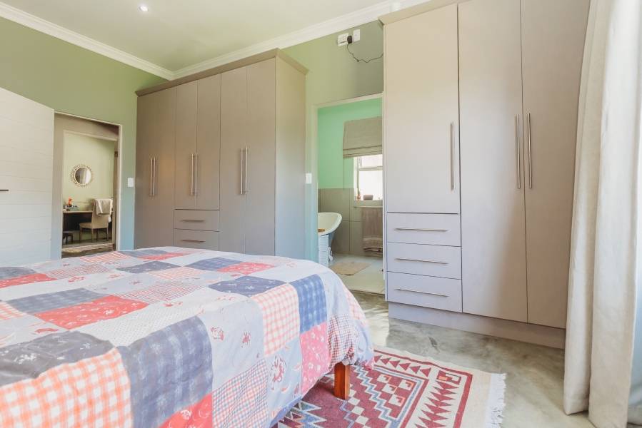 5 Bedroom Property for Sale in Heather Park Western Cape